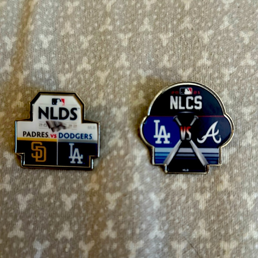 MLB PINS 
MINER LEAGUE PIN
SOCCER
LITTLE LEAGUE